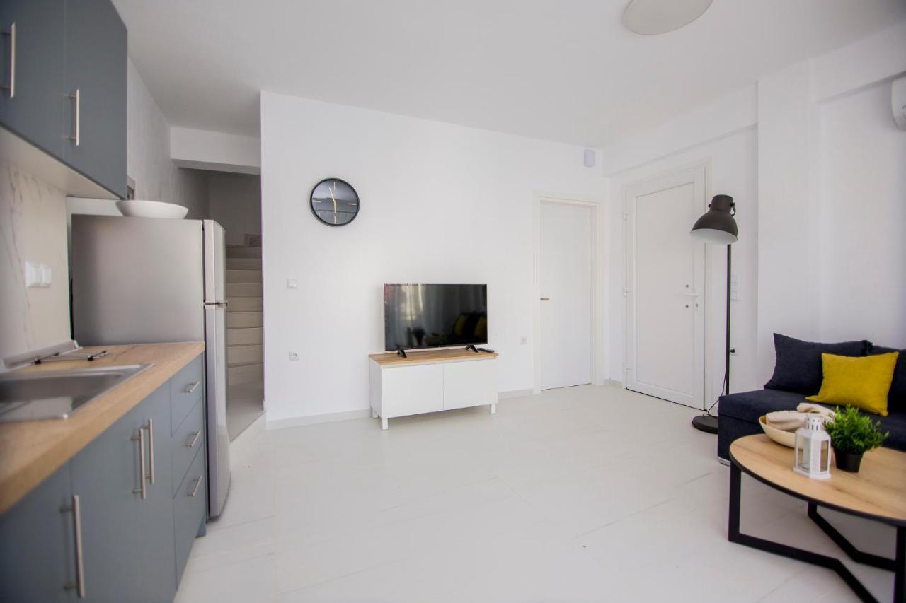 Dionysos Residential Complex Apartment โอฟรีนีออน ภายนอก รูปภาพ